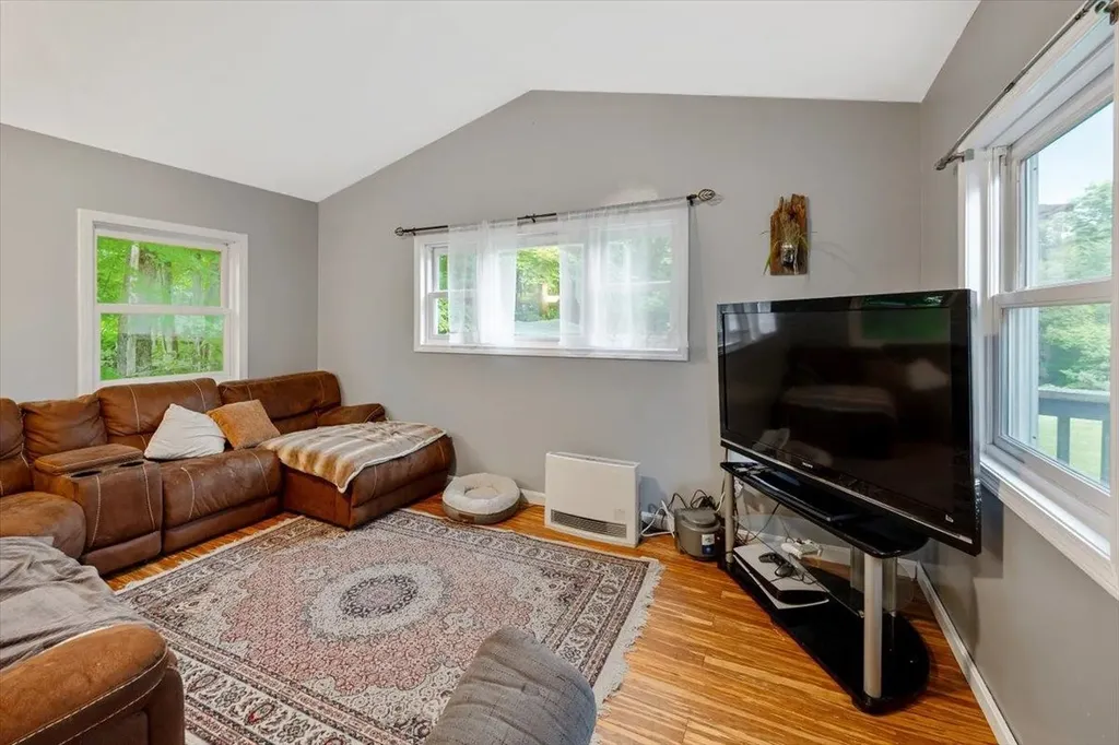 2083 Bartlett Hill Road Cambridge VT 05464