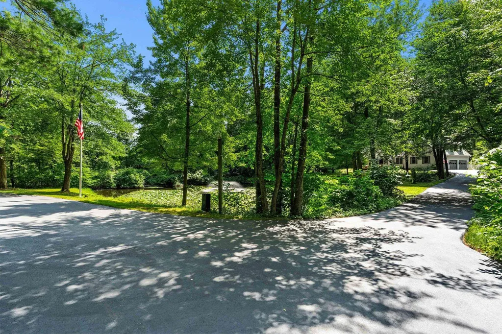 85 Maple Avenue Atkinson NH 03811
