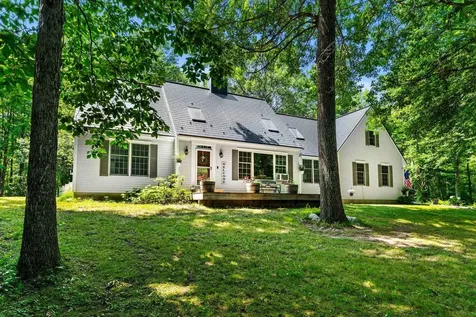 85 Maple Avenue Atkinson NH 03811