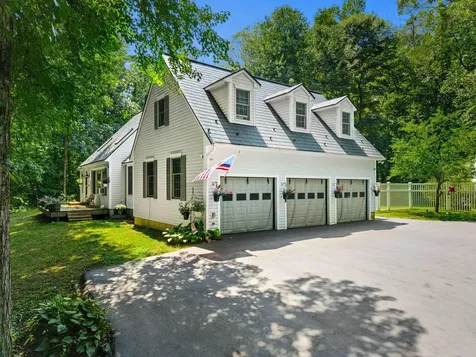 85 Maple Avenue Atkinson NH 03811