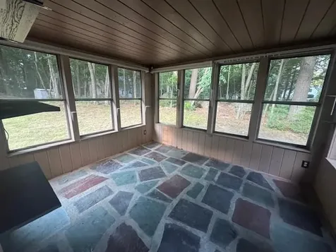 65 Langford Road Raymond NH 03077
