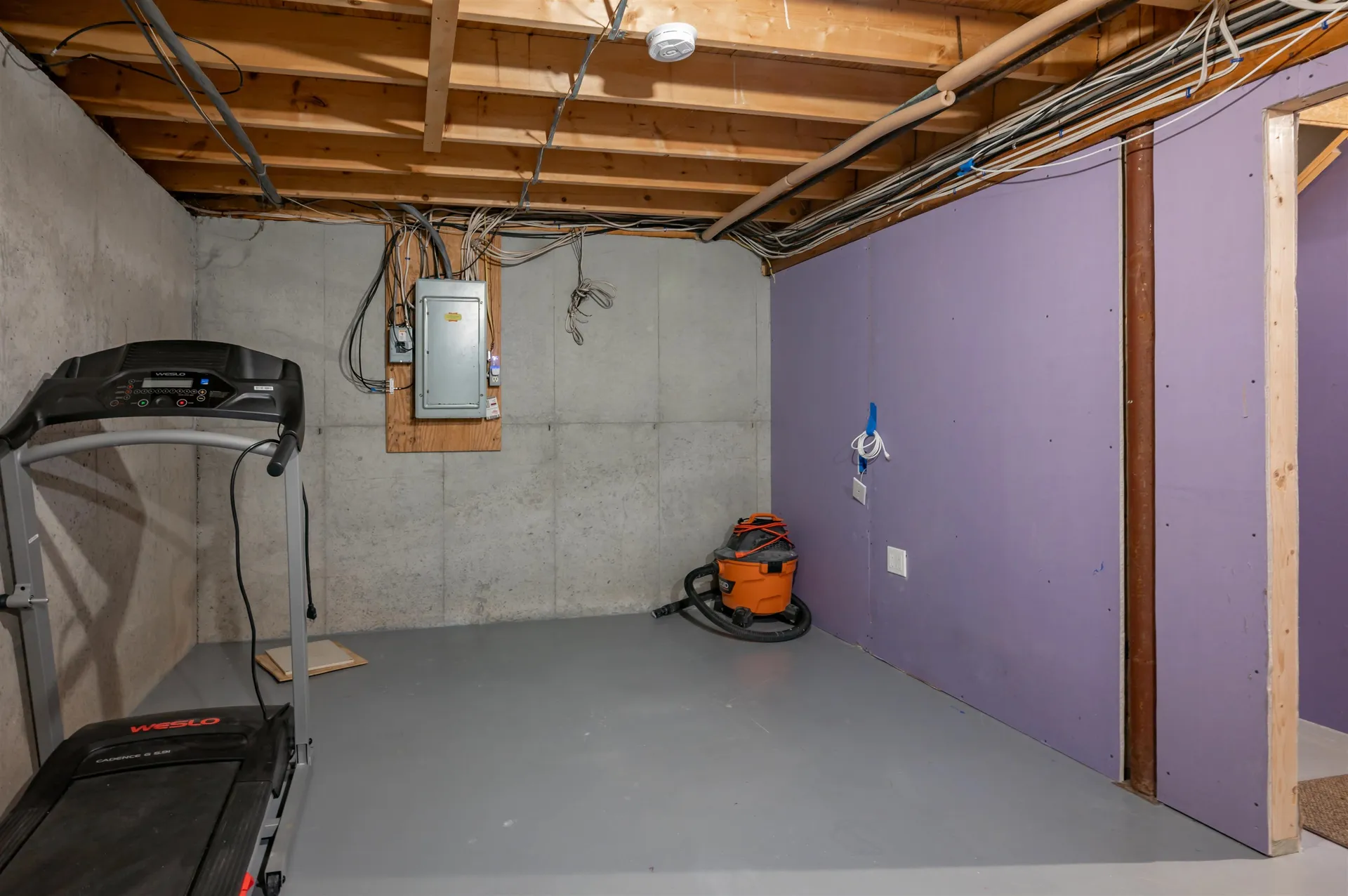 21 Silverton Drive Nashua NH 03062