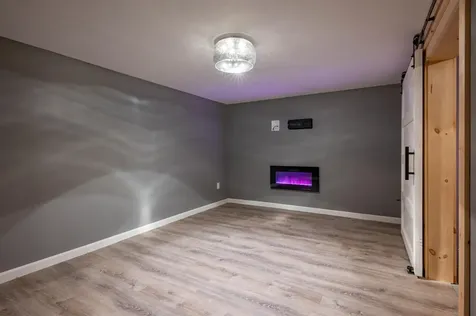 21 Silverton Drive Nashua NH 03062