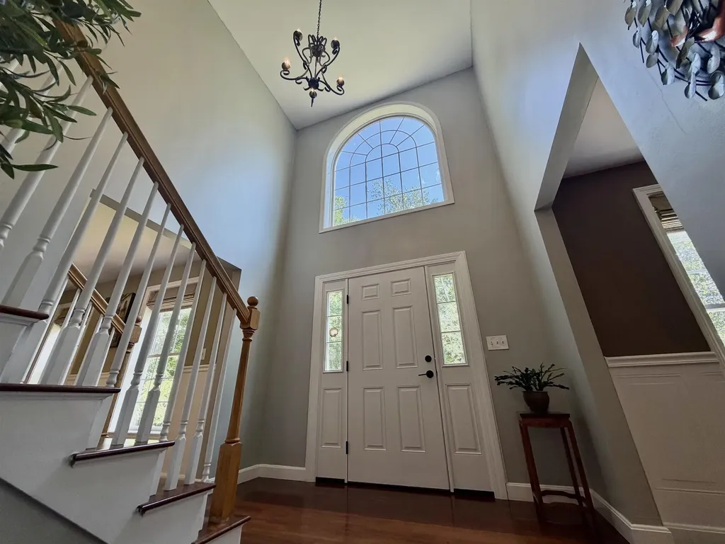 11 Boxwood Lane Dover NH 03820