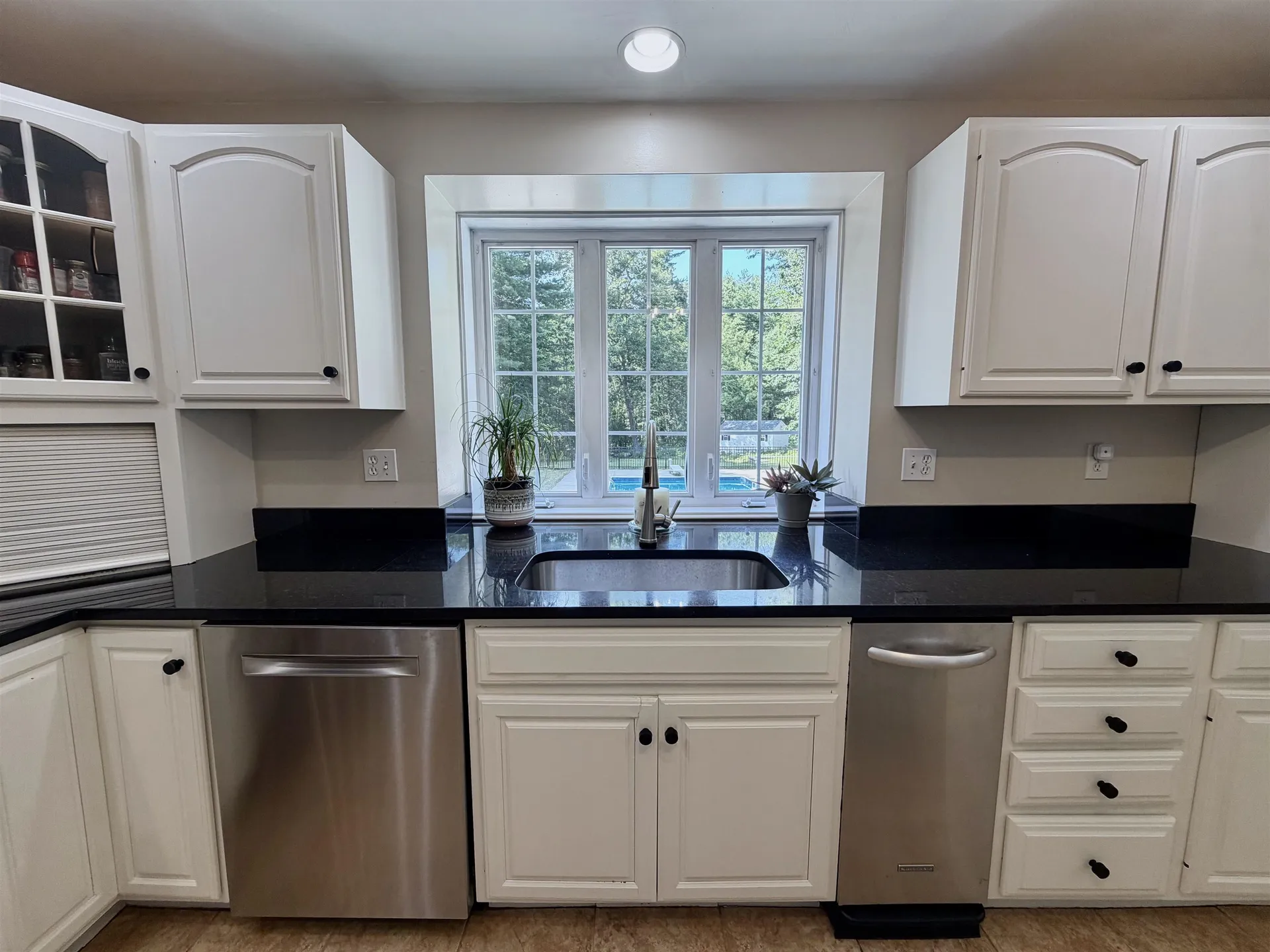 11 Boxwood Lane Dover NH 03820
