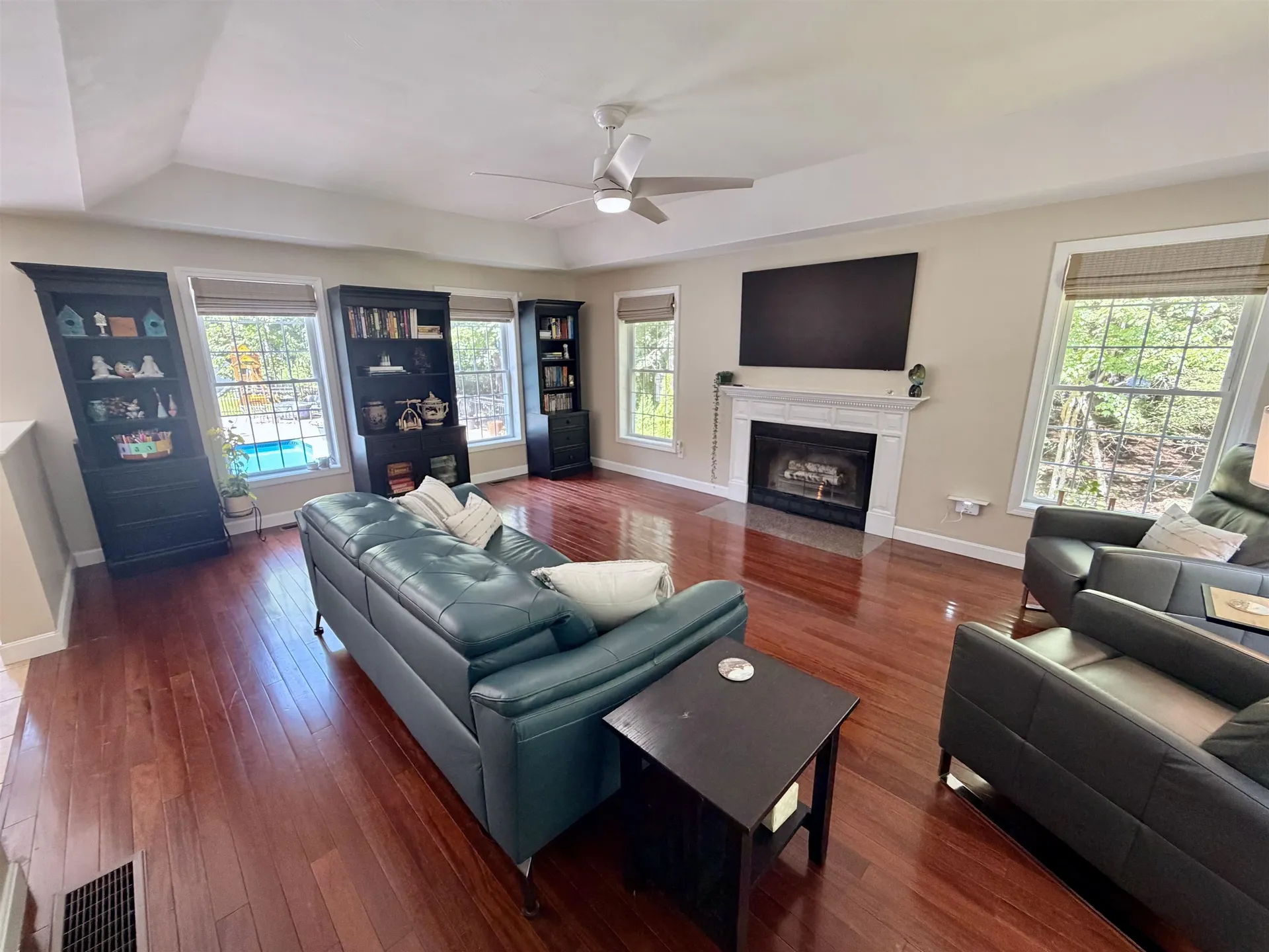 11 Boxwood Lane Dover NH 03820