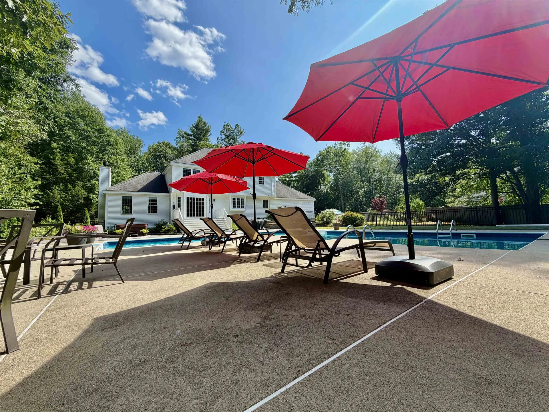 11 Boxwood Lane Dover NH 03820