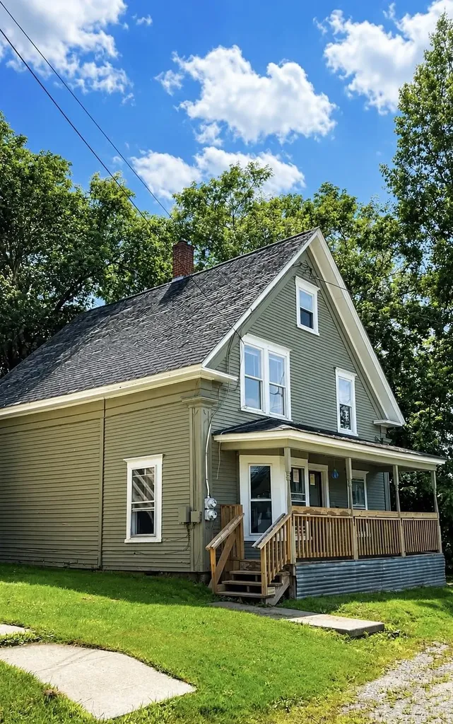 16 Water Street Orleans VT 05860