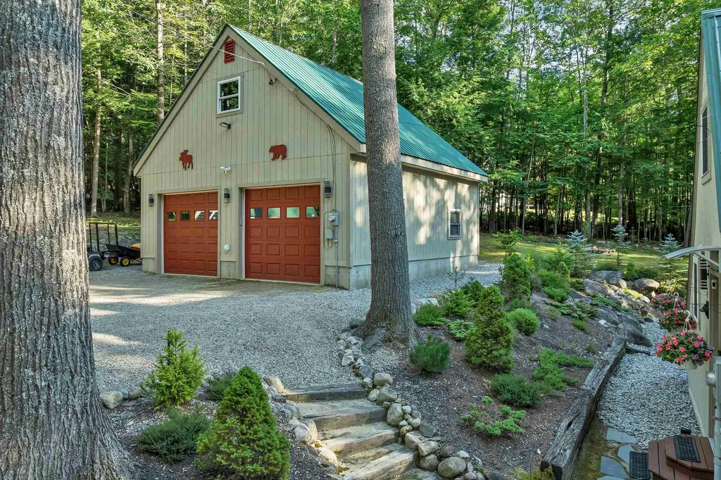 13 Chestnut Lane Madison NH 03849