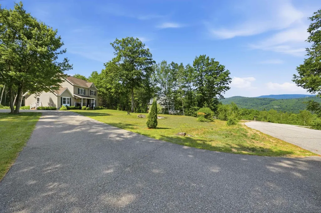 15 Silver Dawn Road Campton NH 03223