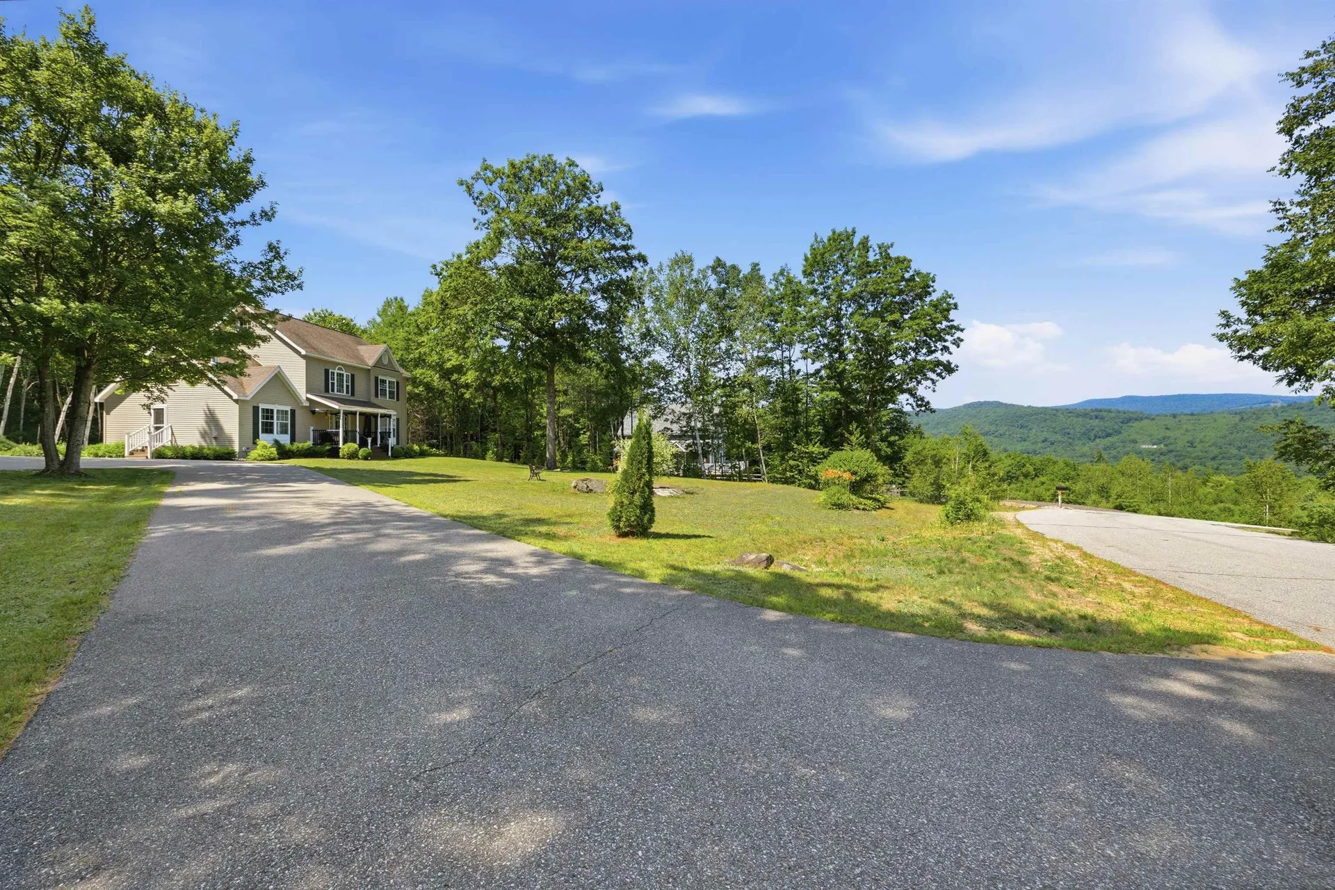 15 Silver Dawn Road Campton NH 03223