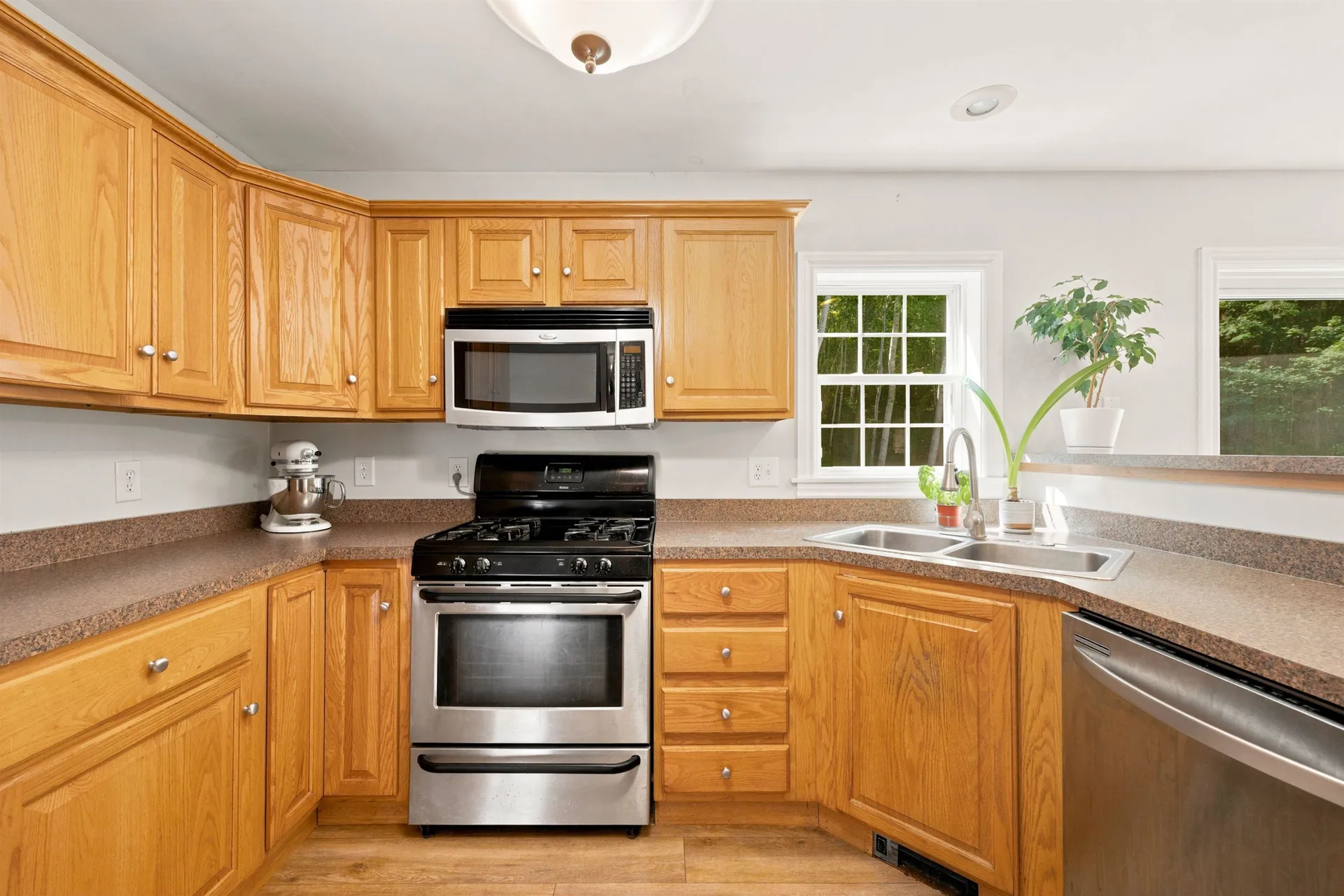15 Silver Dawn Road Campton NH 03223