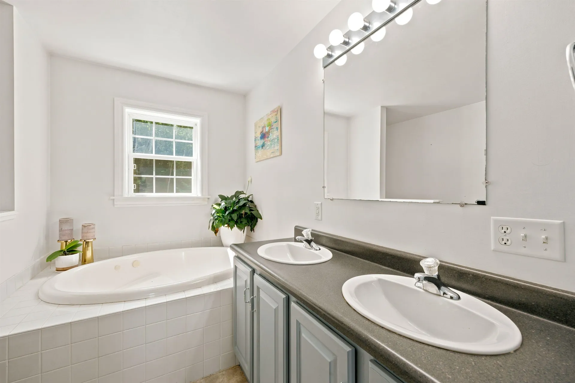 15 Silver Dawn Road Campton NH 03223