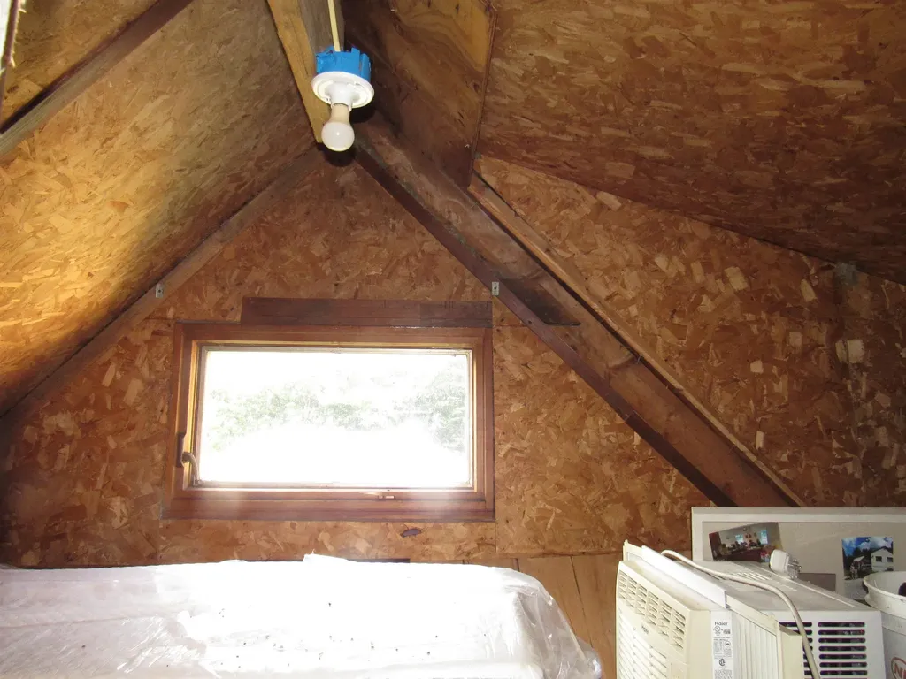 21 Maple Hill Road Holland VT 05830