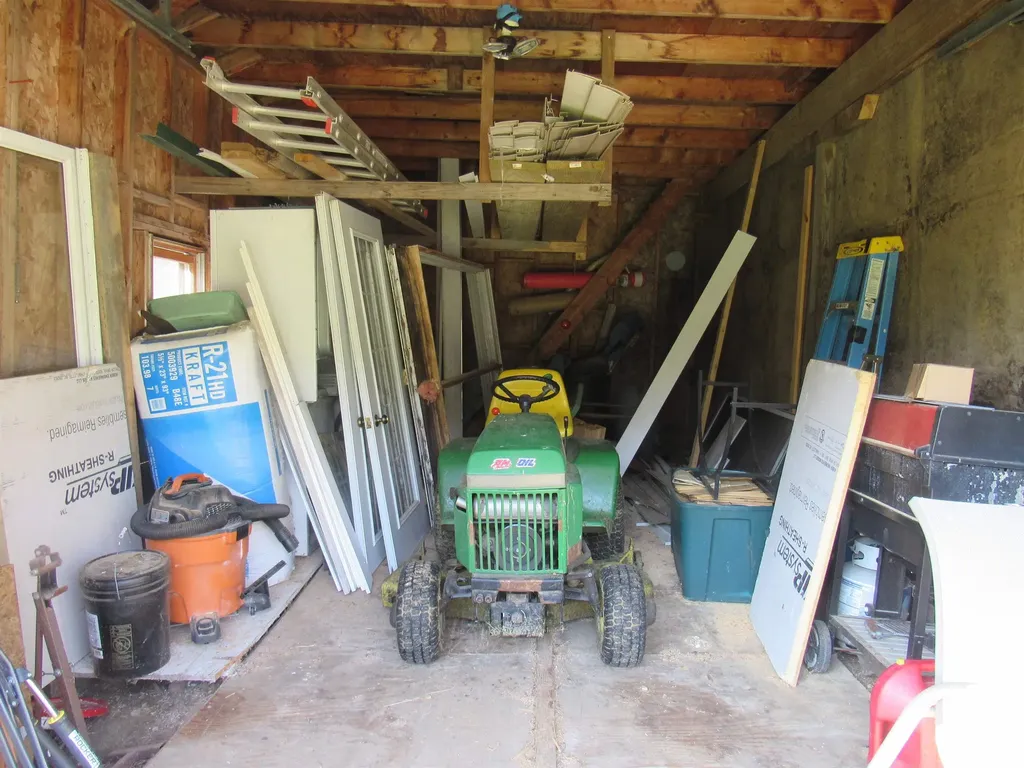 21 Maple Hill Road Holland VT 05830