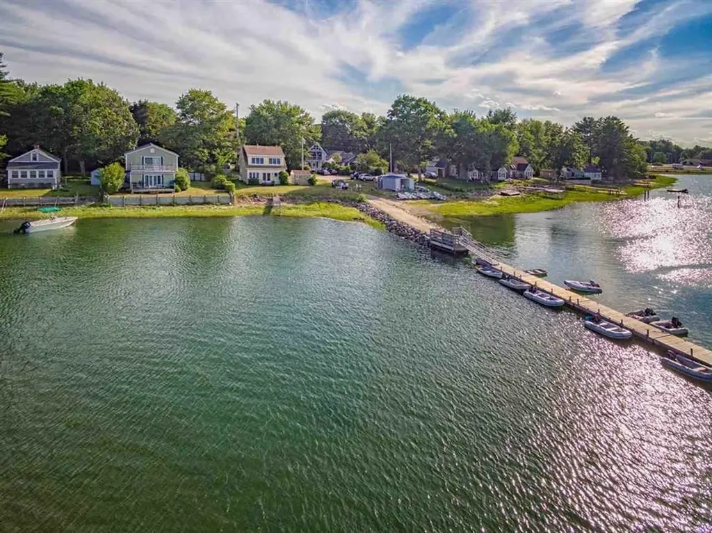 19 Wentworth Terrace Dover NH 03820