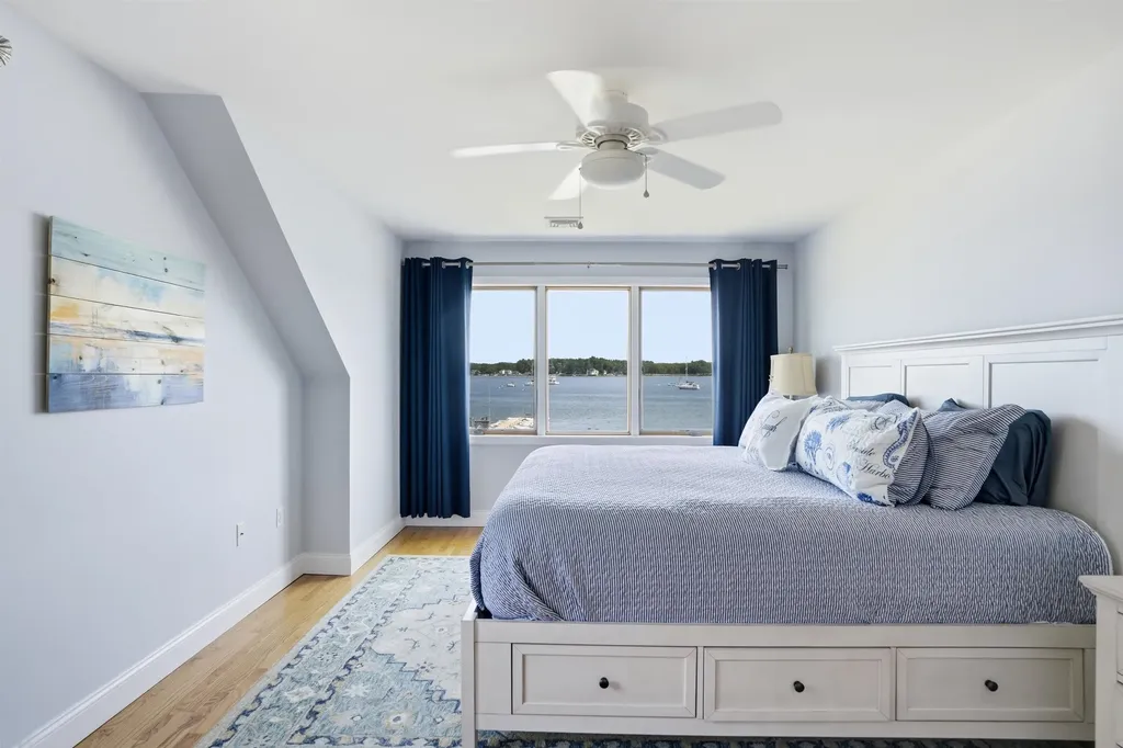 19 Wentworth Terrace Dover NH 03820