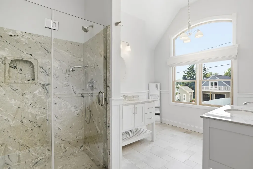 19 Wentworth Terrace Dover NH 03820