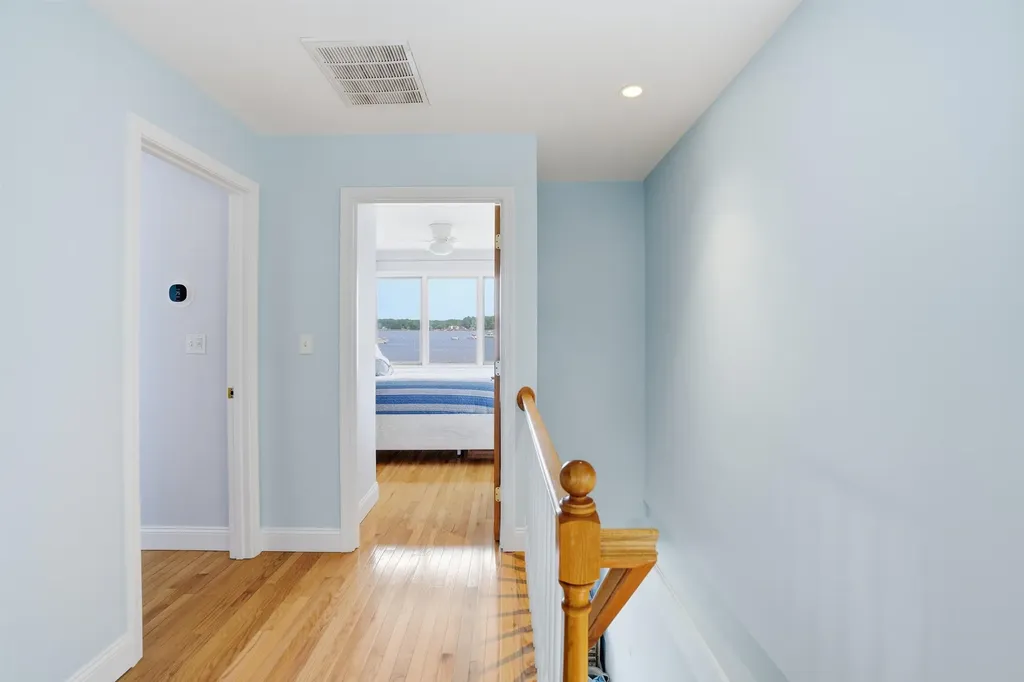 19 Wentworth Terrace Dover NH 03820