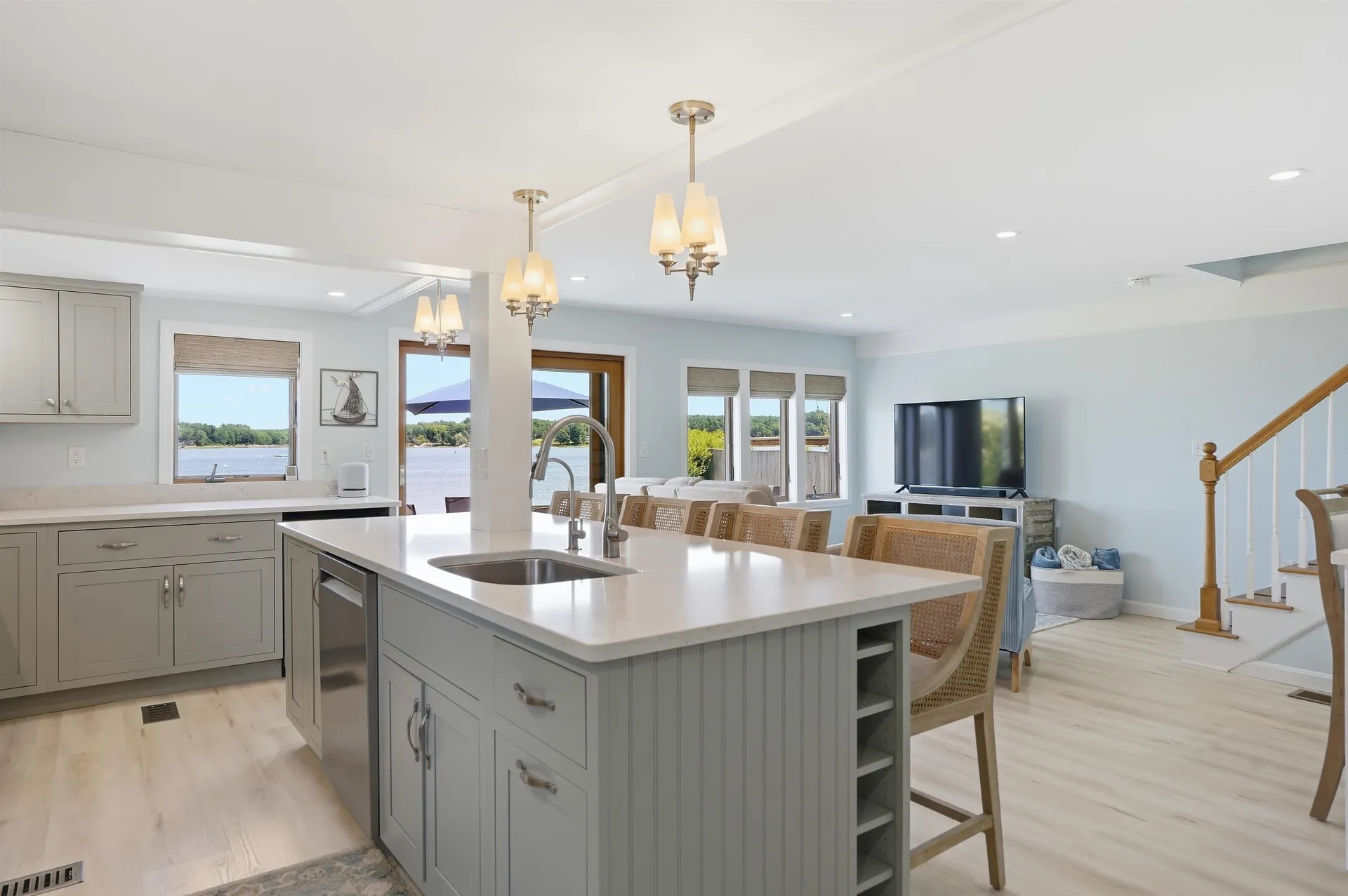 19 Wentworth Terrace Dover NH 03820