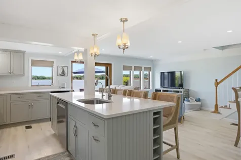 19 Wentworth Terrace Dover NH 03820