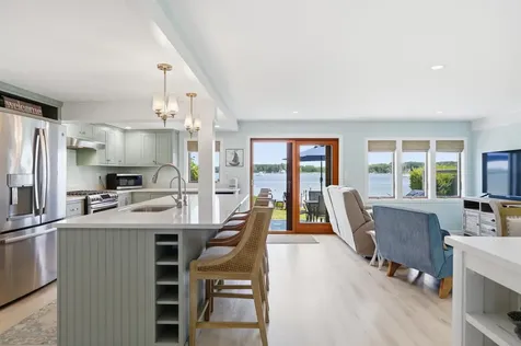 19 Wentworth Terrace Dover NH 03820