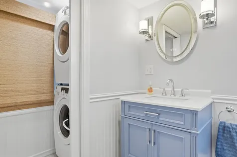 19 Wentworth Terrace Dover NH 03820