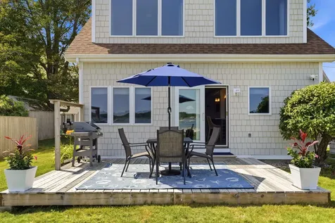 19 Wentworth Terrace Dover NH 03820