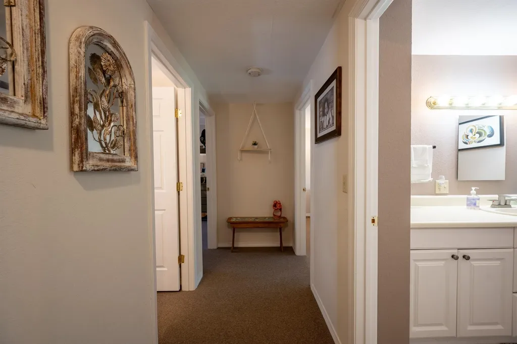 11 Ledgewood Court Middlebury VT 05753