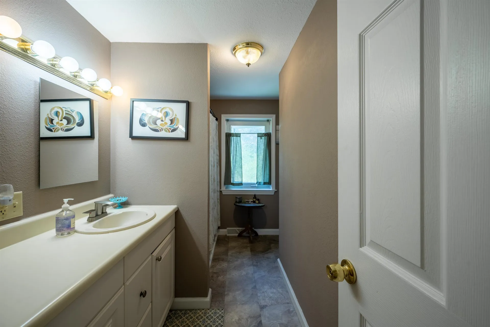 11 Ledgewood Court Middlebury VT 05753