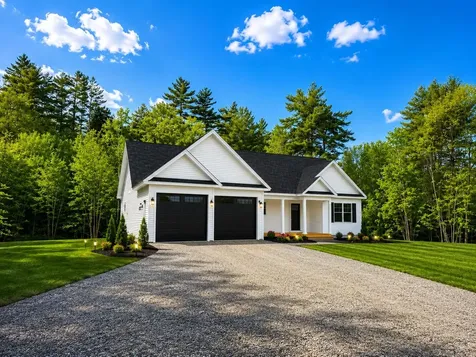43 Brookview Road Newport NH 03773