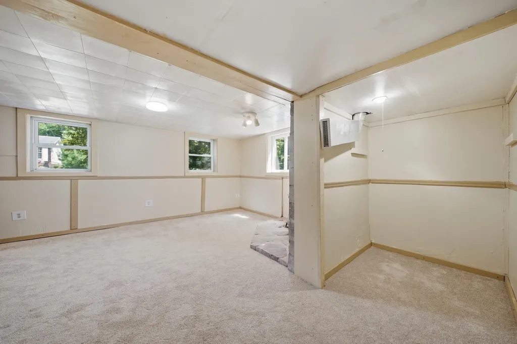 156 Liberty Lane Keene NH 03431