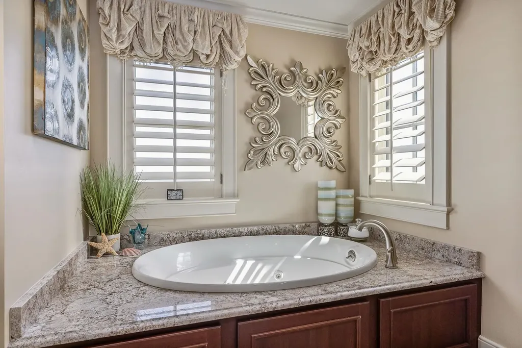 1138 Ocean Boulevard Rye NH 03870