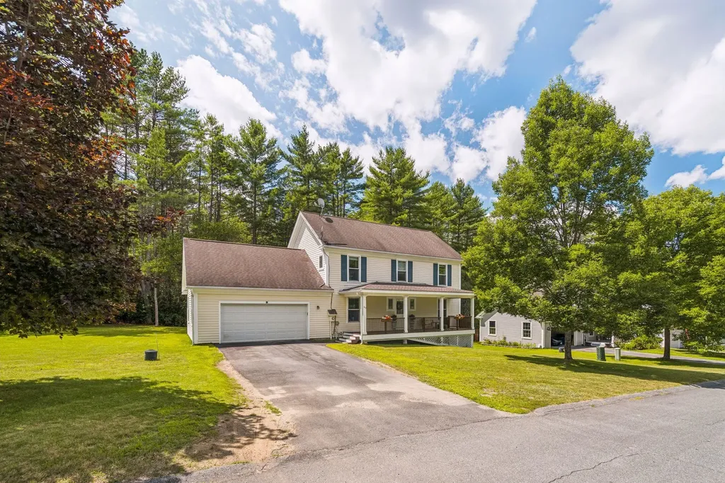 40 Camp Brook Common Hanover NH 03755