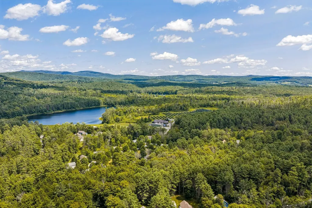40 Camp Brook Common Hanover NH 03755