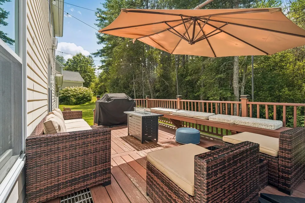 40 Camp Brook Common Hanover NH 03755