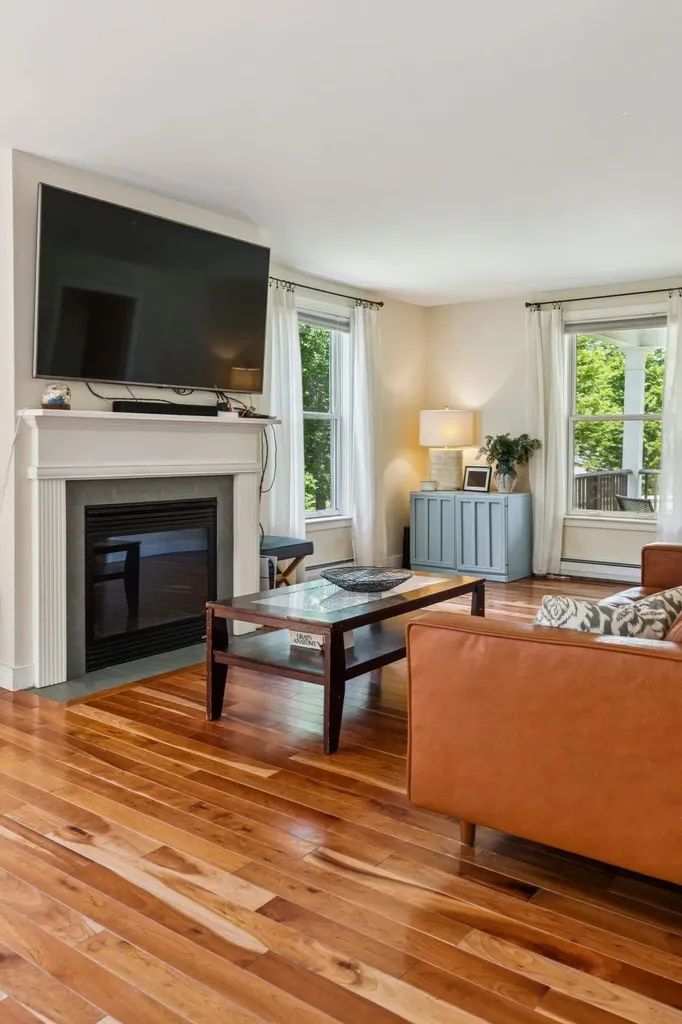40 Camp Brook Common Hanover NH 03755
