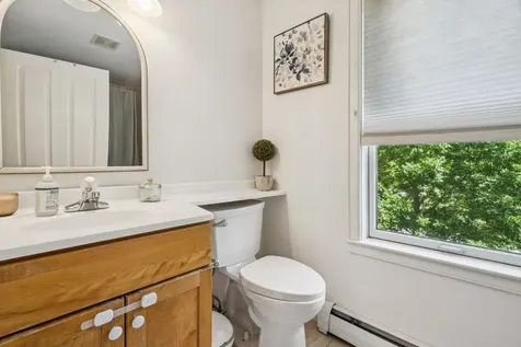 40 Camp Brook Common Hanover NH 03755