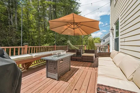 40 Camp Brook Common Hanover NH 03755
