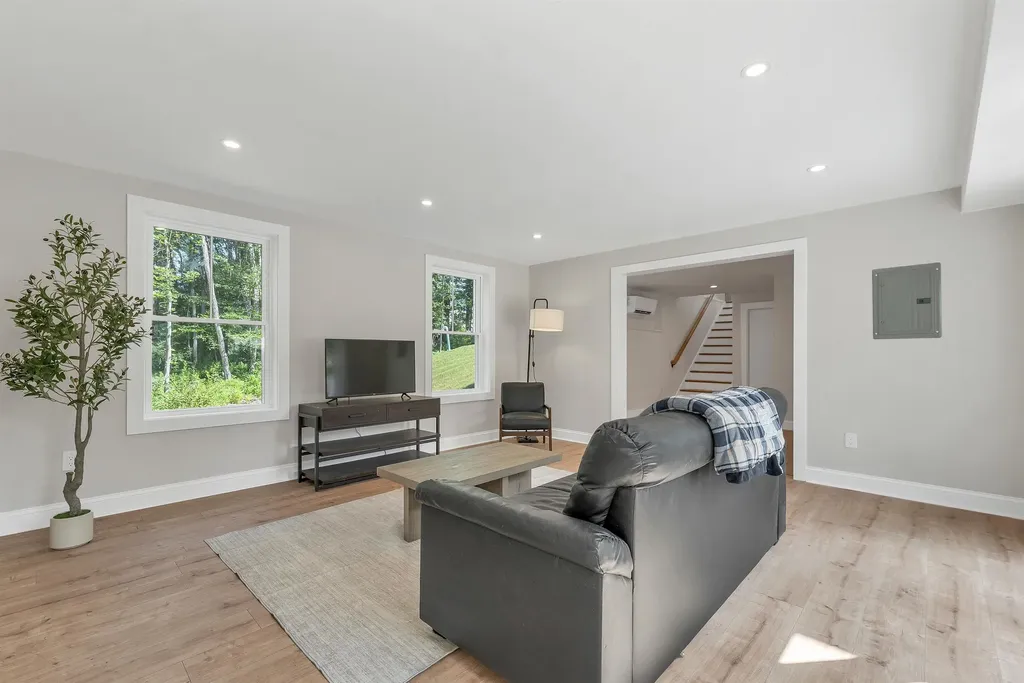 3114 Parade Road Laconia NH 03246