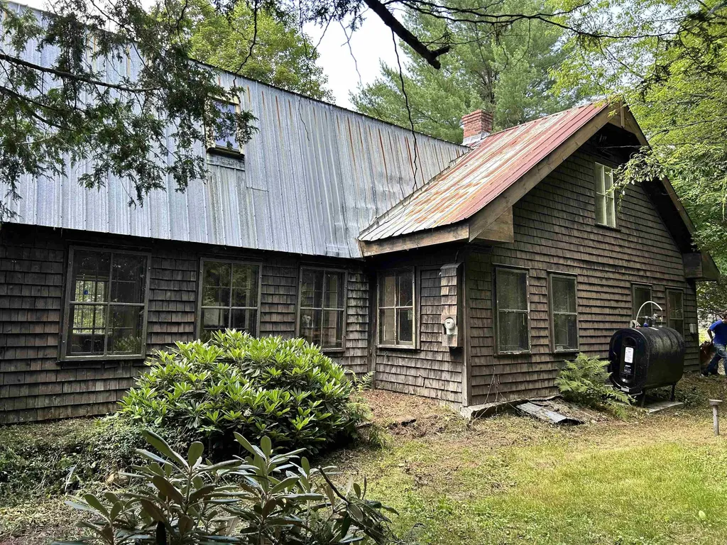 1301 Bailey-hazen Road Walden VT 05836
