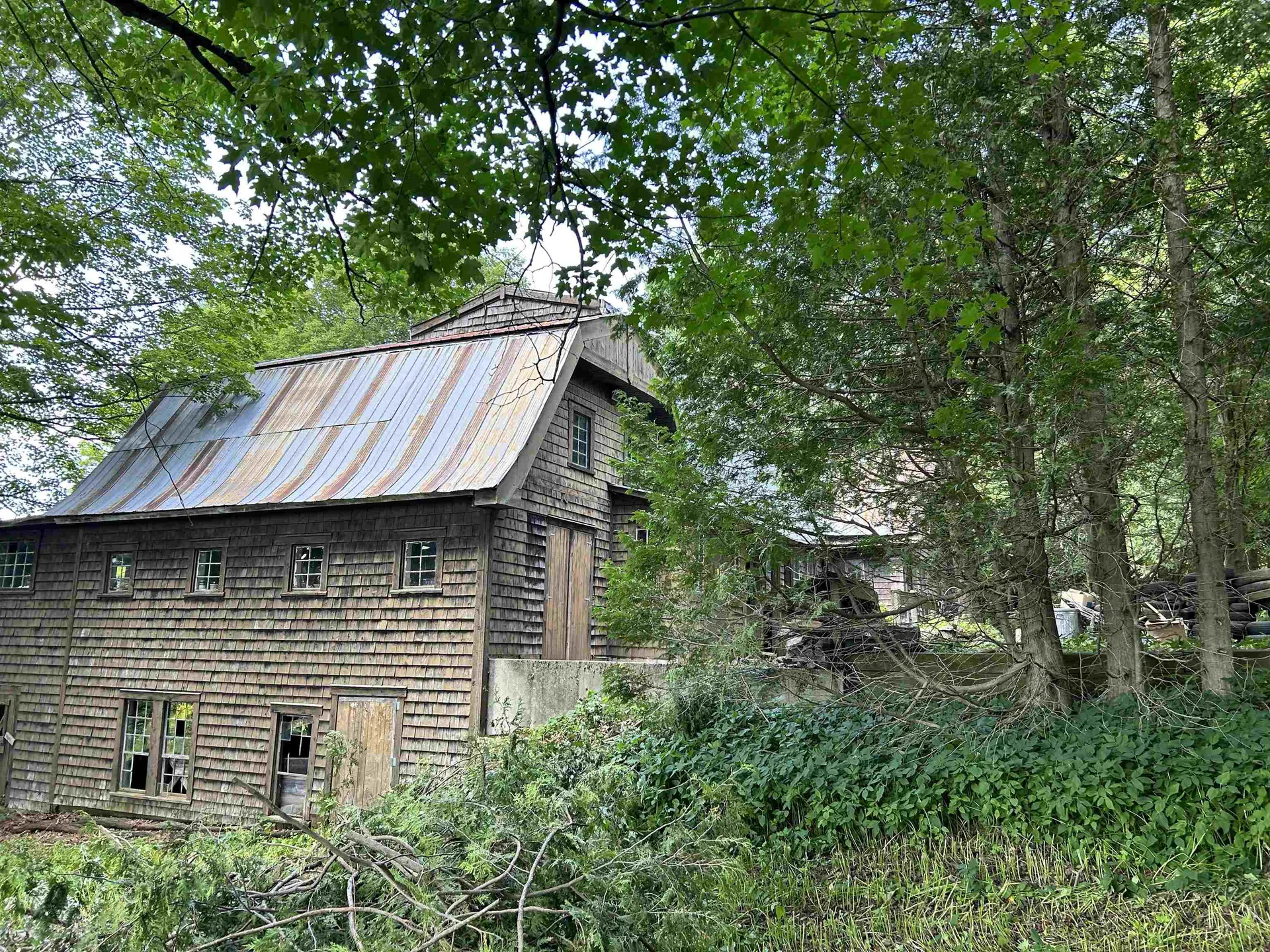 1301` Bailey-hazen Road Walden VT 05836