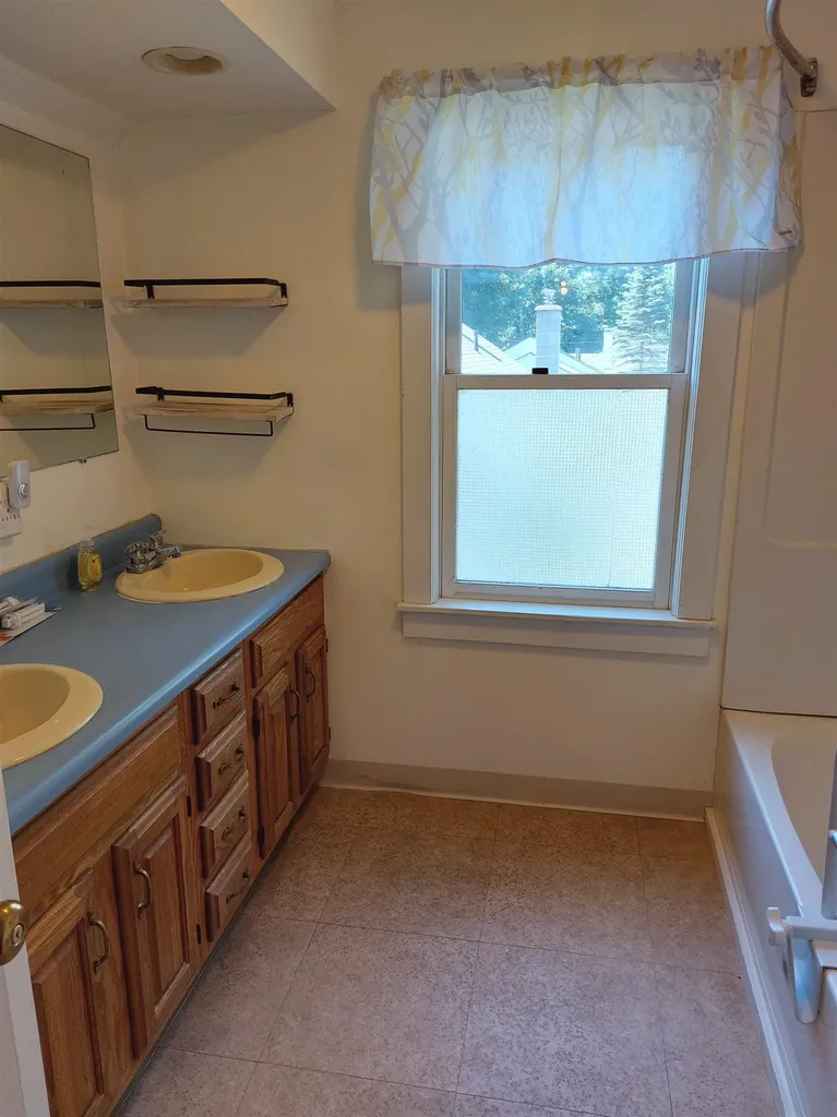 25 Greenwood Avenue Keene NH 03431