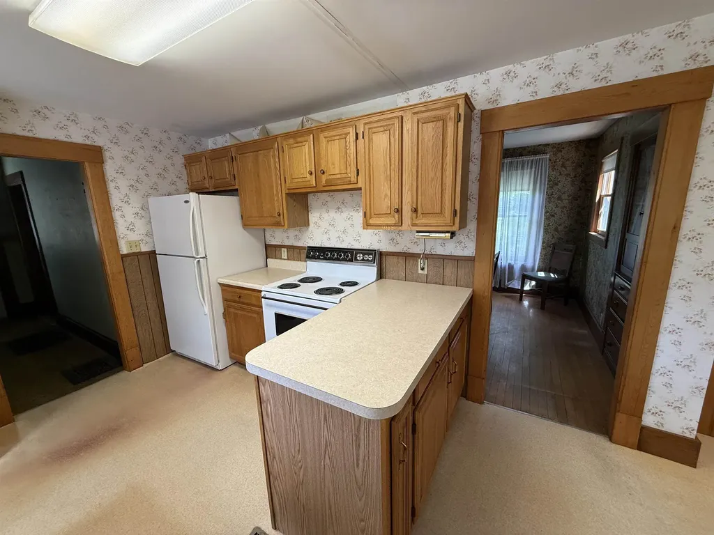 325 Us Route 2b St. Johnsbury VT 05819