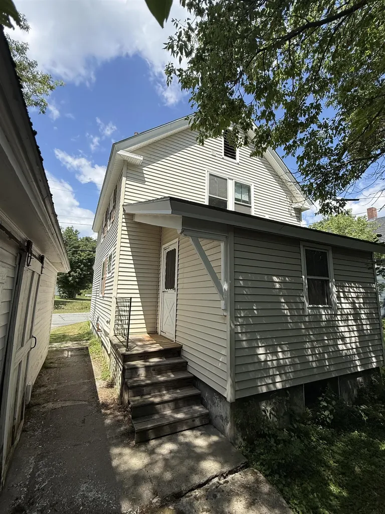 325 Us Route 2b St. Johnsbury VT 05819