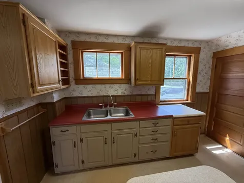 325 Us Route 2b St. Johnsbury VT 05819