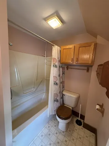 325 Us Route 2b St. Johnsbury VT 05819