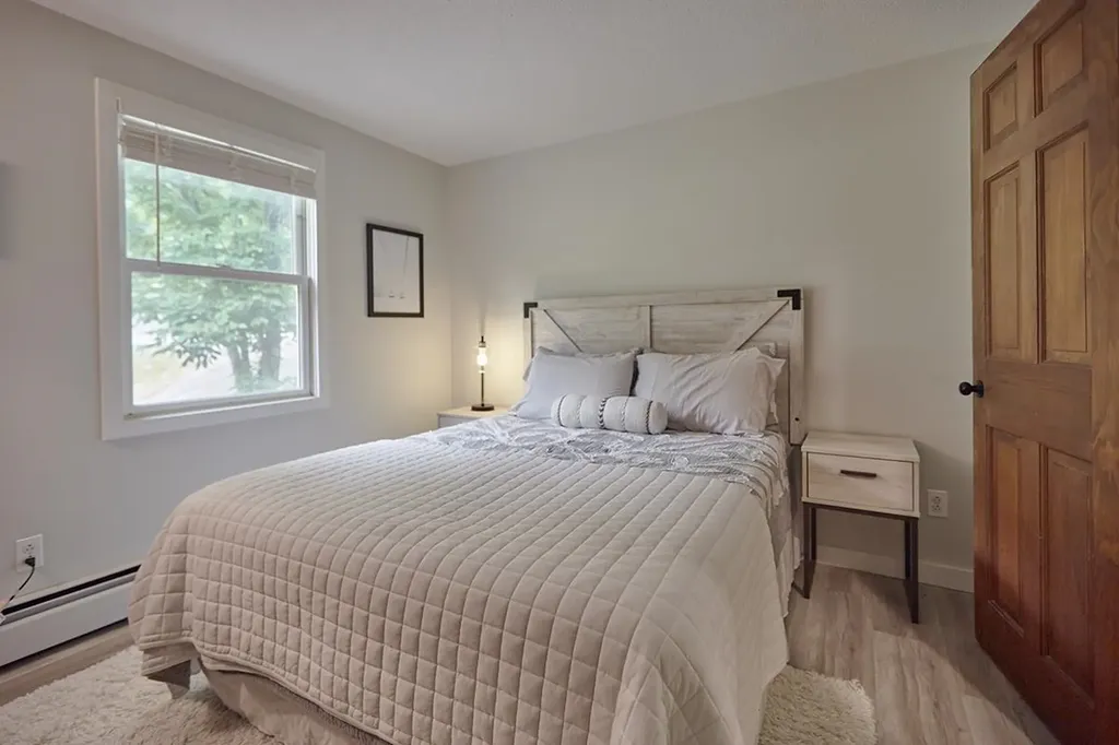 16 Old Farm Road Winhall VT 05340