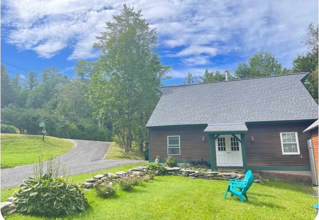 16 Old Farm Road Winhall VT 05340