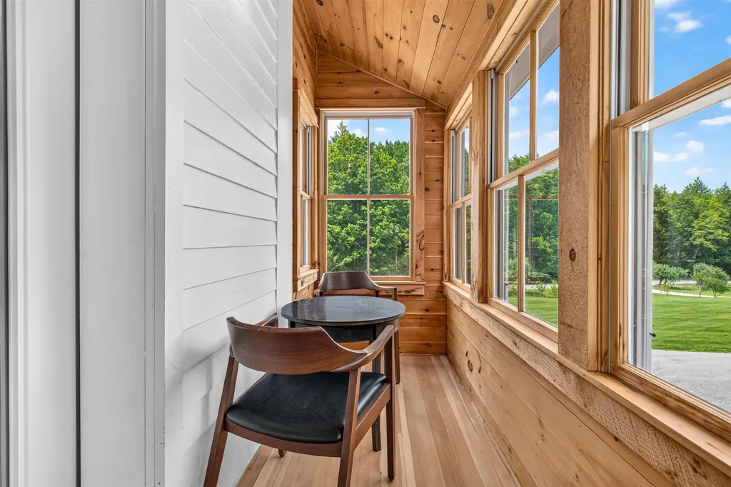 564 Goodaleville Road Jamaica VT 05343